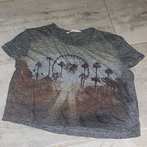 Hollister California print gray t shirt
